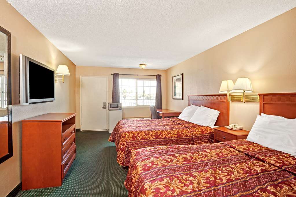 Hotel The Dixie Orange County Stanton Zimmer foto